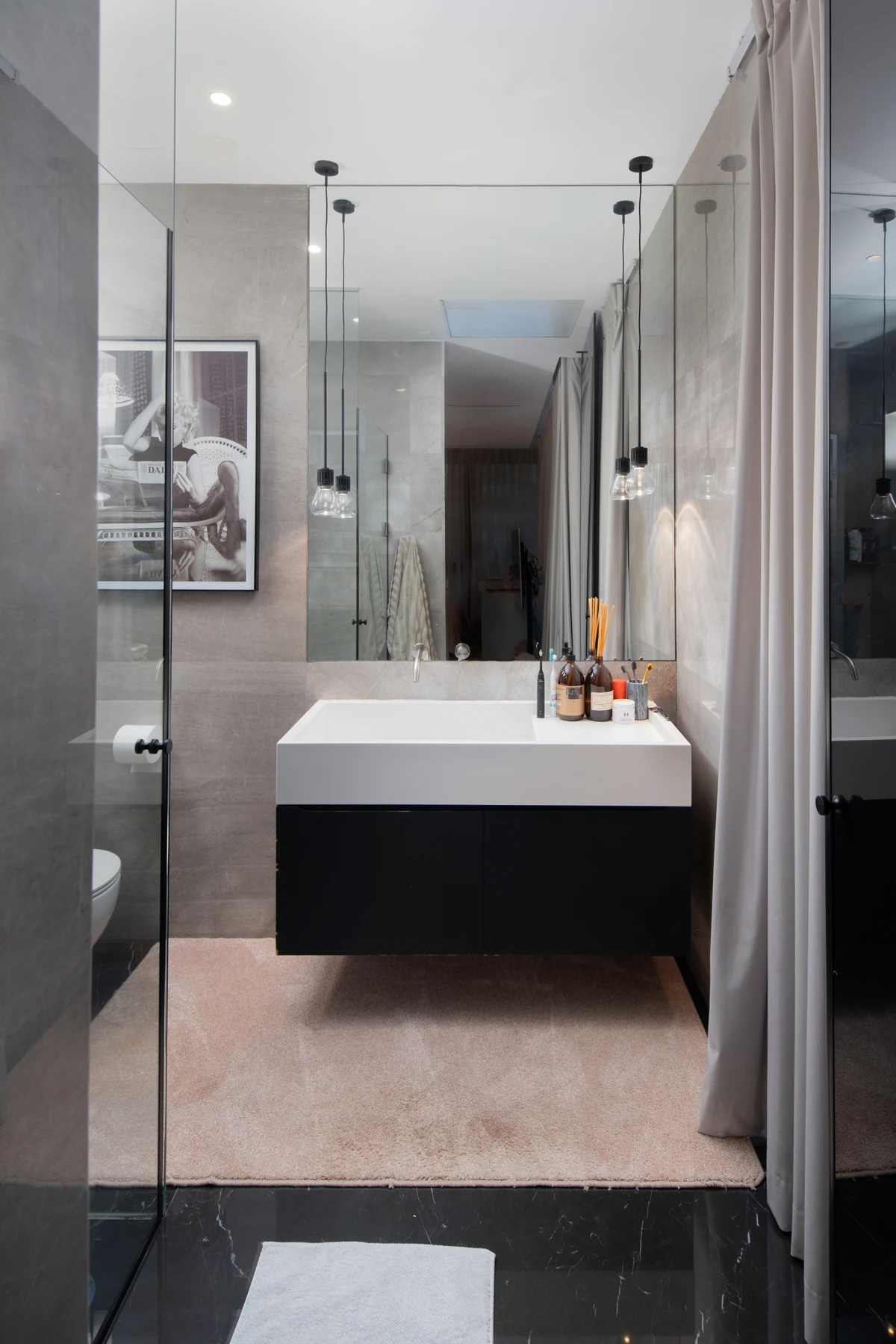 A stone-finished bathroom